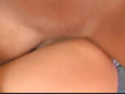 اتنی خوبصورت ڈومینیکن نمائندہ آبنوس گرل فرینڈ نے ایک بلو جاب کا جہنم بنا دیا، لطف اٹھائیں